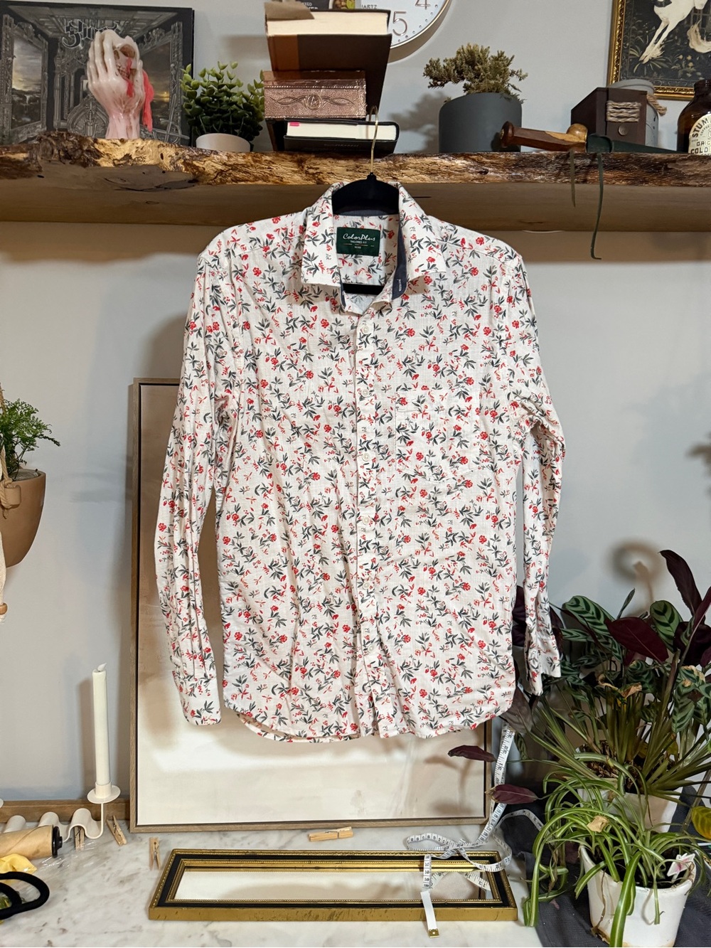Color Plus Tailored Fit White Floral Button-Up Shirt with Denim Trim